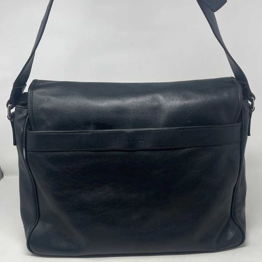 Cole Haan Leather Messenger Bag🖤